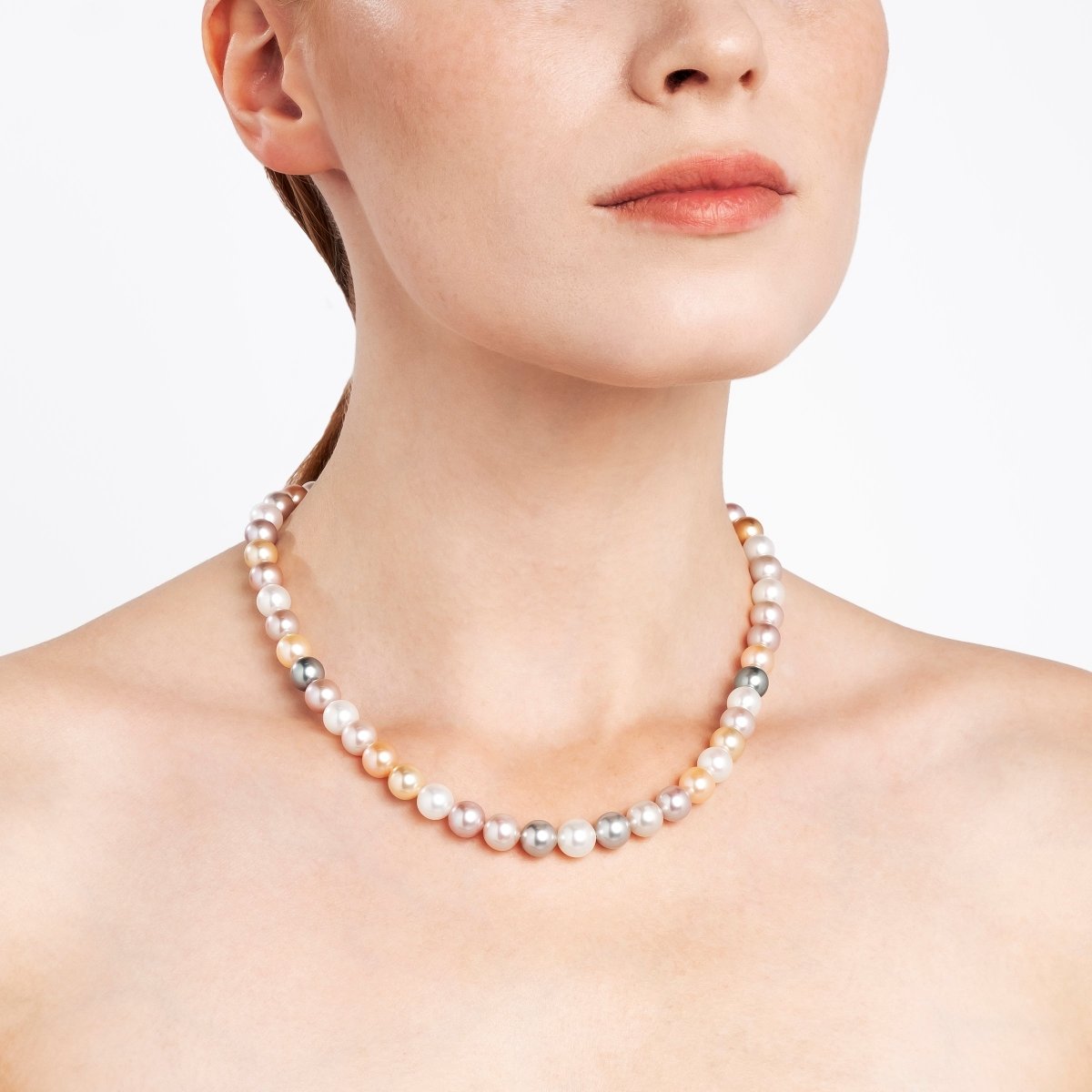 Multicolour Round Pearl Necklace